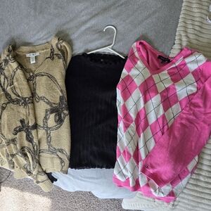 Bundle 3 sweaters L - only until 06/10